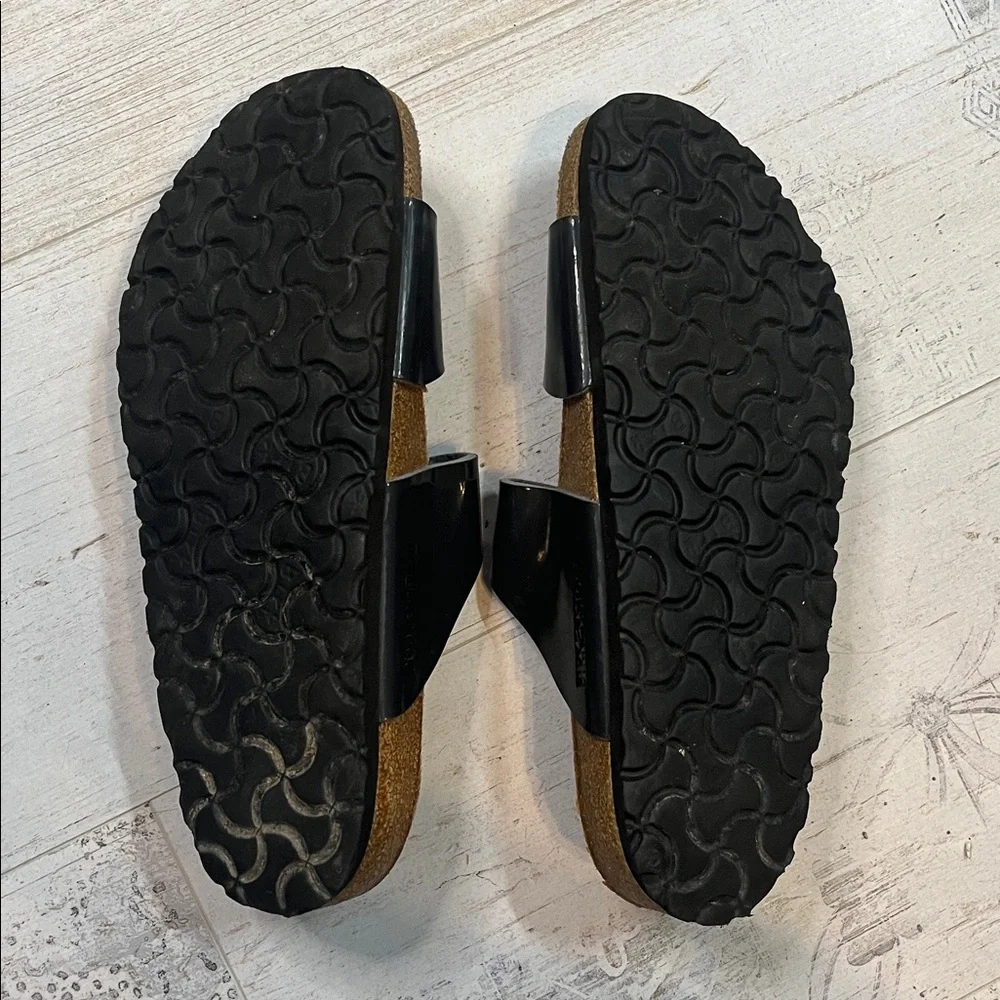 Birkenstock Arizona Dark Grey Birko-Flor Patent Sandals Size 8-8.5